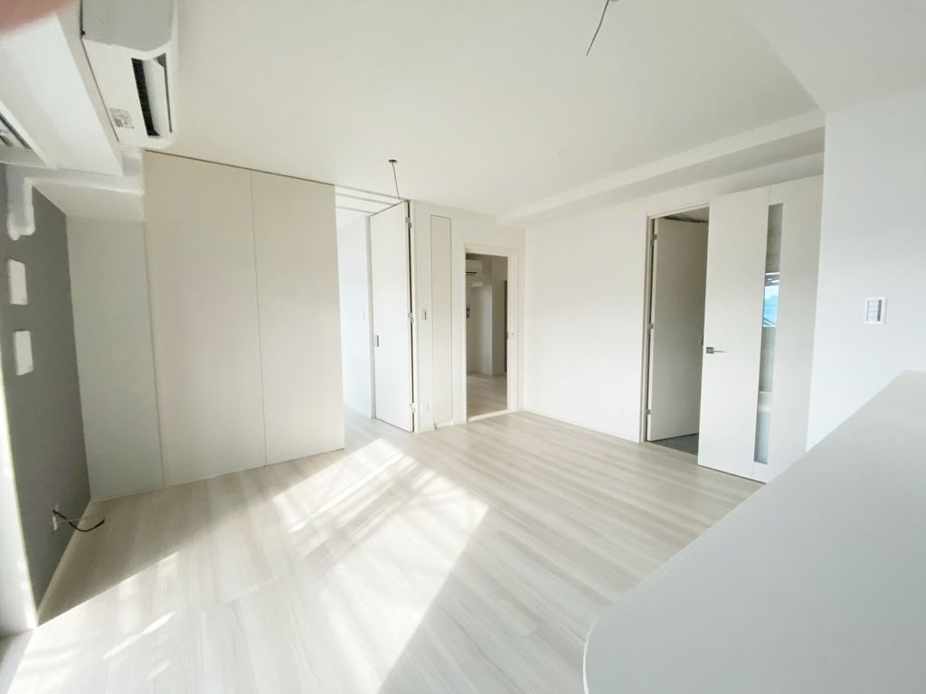 エントランス　★お問い合わせはタウンハウジングまで★