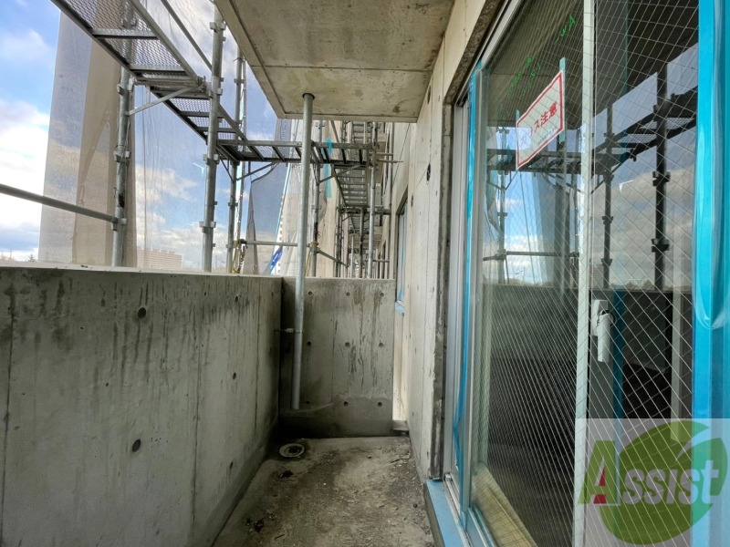 バルコニー　バルコニーです。洗濯物を干したり一息ついたりできますね！