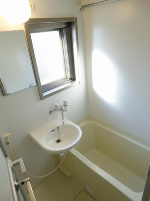 バス・シャワールーム　浴室