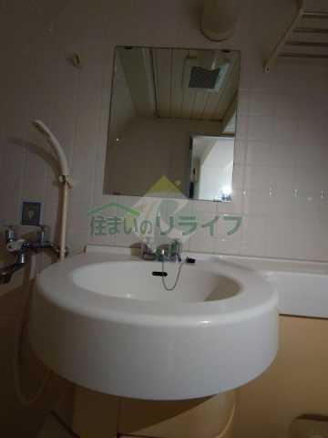 洗面設備　日信ビル