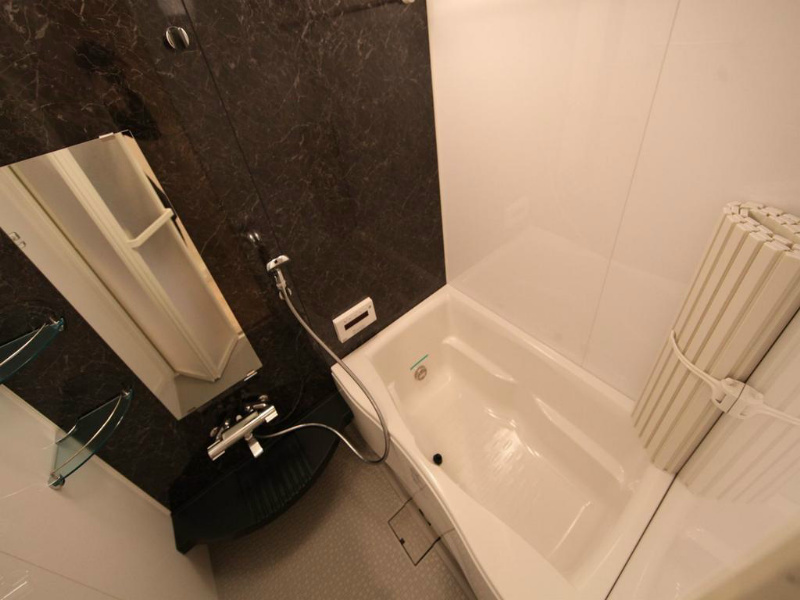 バス・シャワールーム　追い焚き　浴室暖房乾燥機　24時間換気　オートバスバスルーム