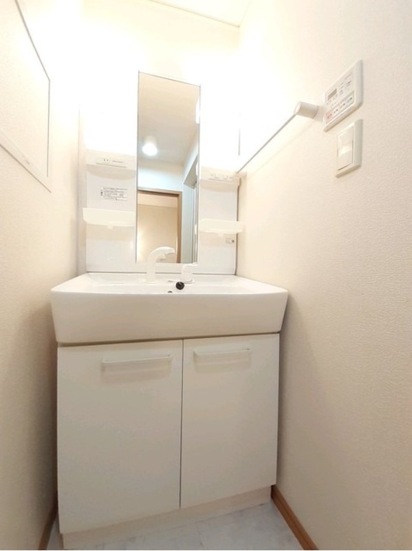 洗面設備　図面と現状に相違がある場合には現状を優先