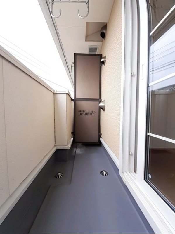 バルコニー　図面と現状に相違がある場合には現状を優先