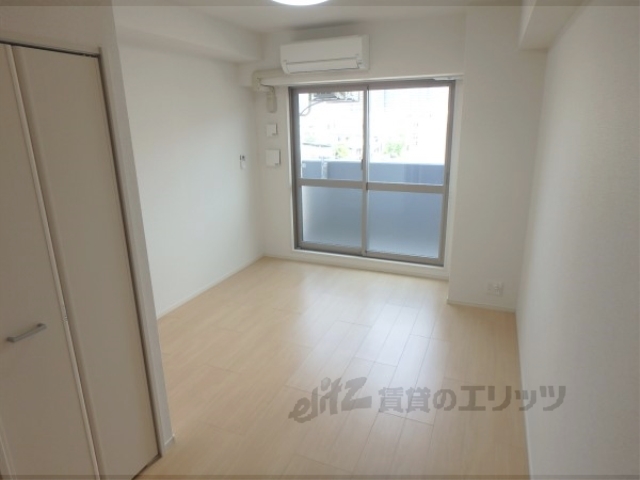 居室・リビング　洋室