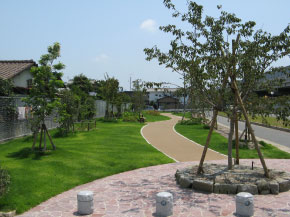 公園　桜新町北小緑地（公園）まで281m