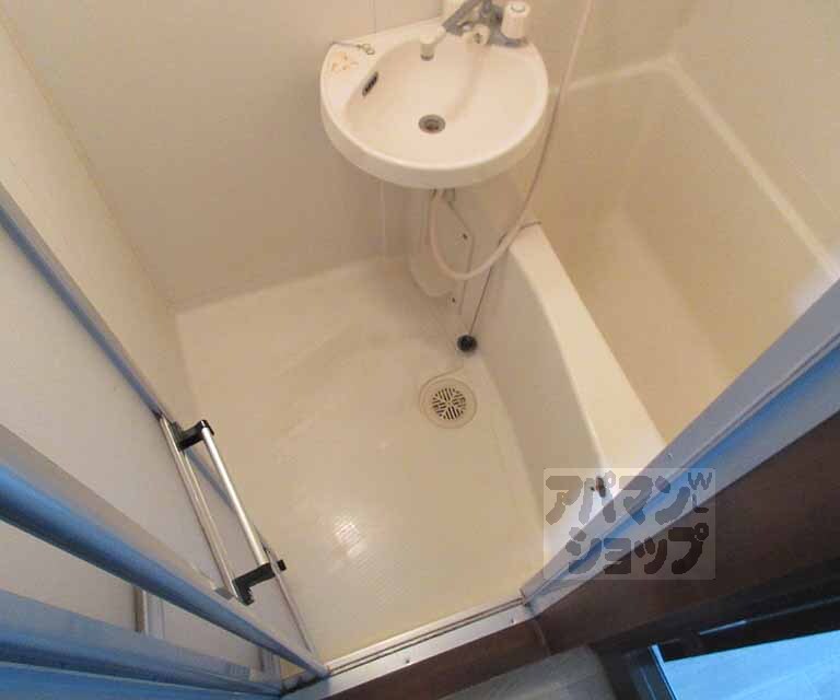 バス・シャワールーム　バストイレセパレートです