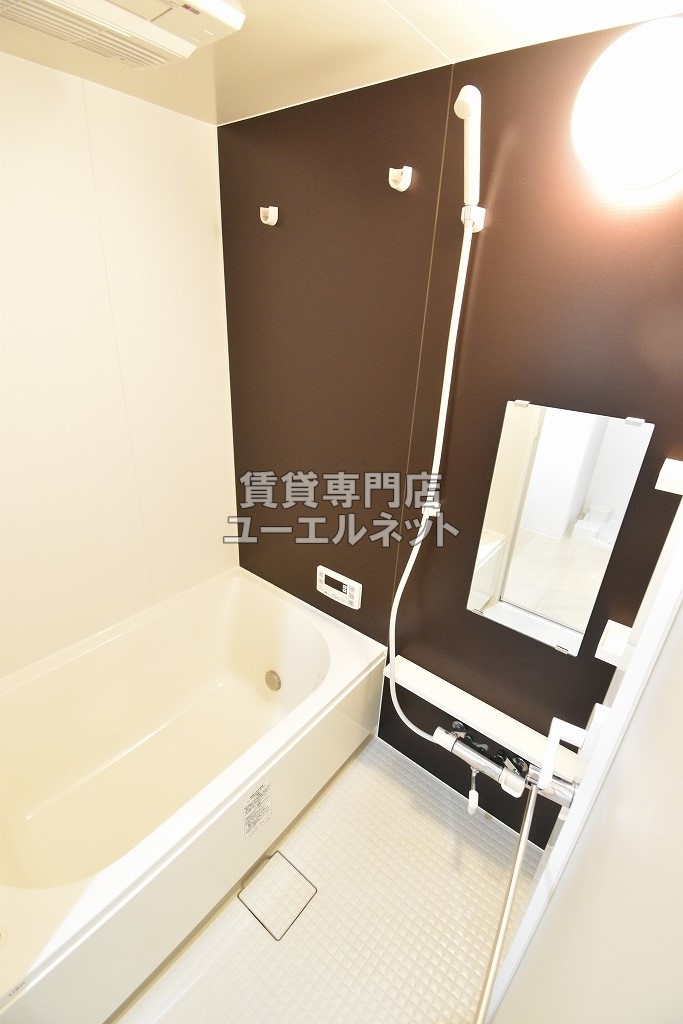 バス・シャワールーム　浴室