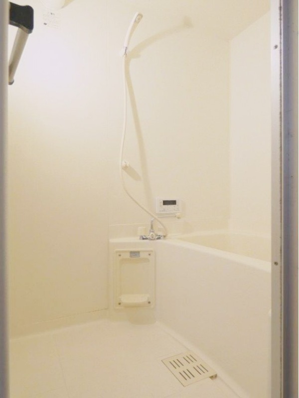 バス・シャワールーム　図面と現状に相違がある場合には現状を優先