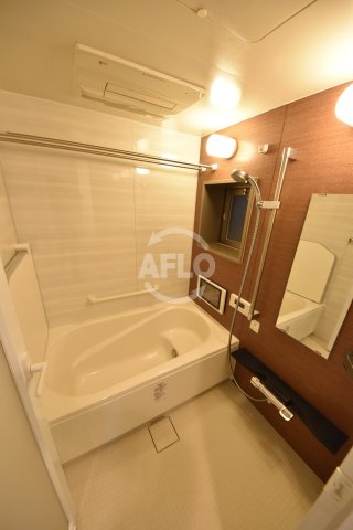 バス・シャワールーム　ラシュレエグゼ阿波座　浴室