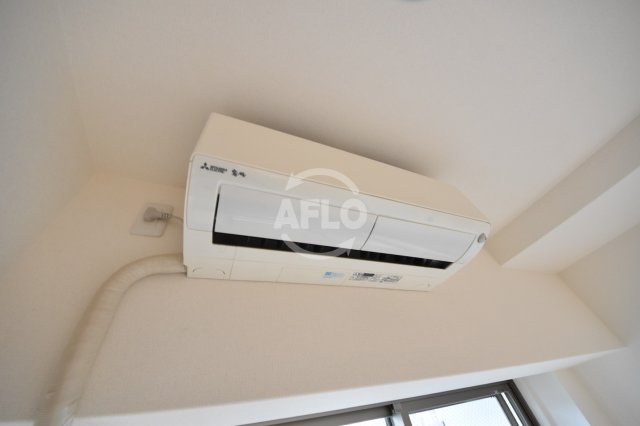 その他設備　ラシュレエグゼ阿波座　エアコン（残置物扱い、性能保証なし）