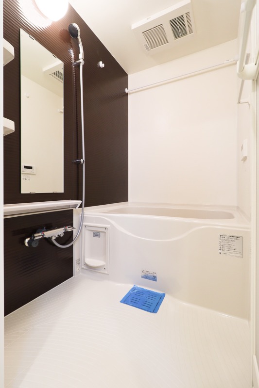 バス・シャワールーム　図面と現状に相違がある場合には現状を優先