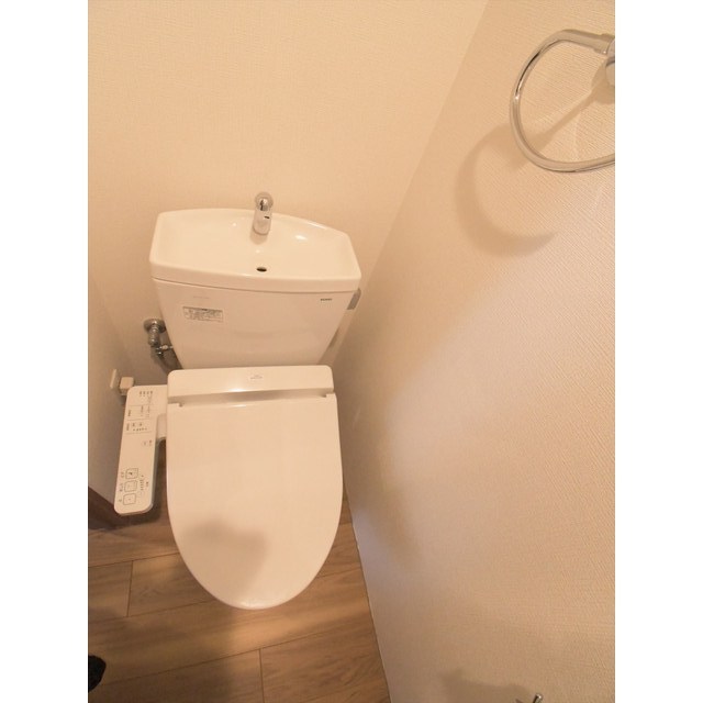 トイレ　落ち着いたトイレです