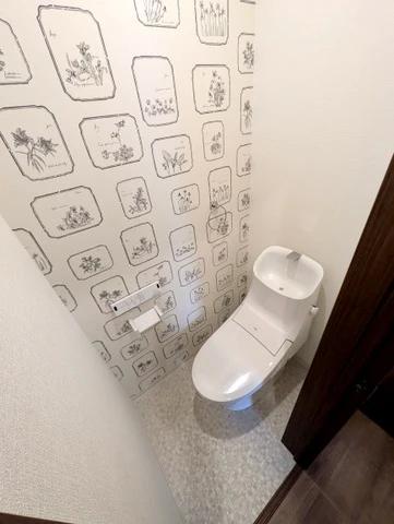 トイレ　別号室イメージ写真