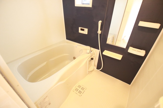 バス・シャワールーム　※別室の参考写真の為、現況優先です。