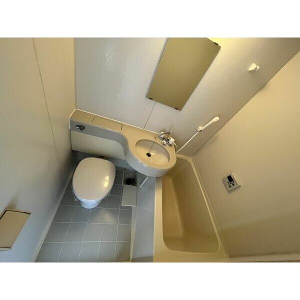 バス・シャワールーム　※別室の参考写真の為、現況優先です。