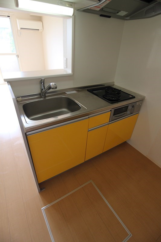 キッチン　2口コンロの対面キッチンです。