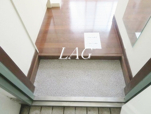 玄関　玄関です。