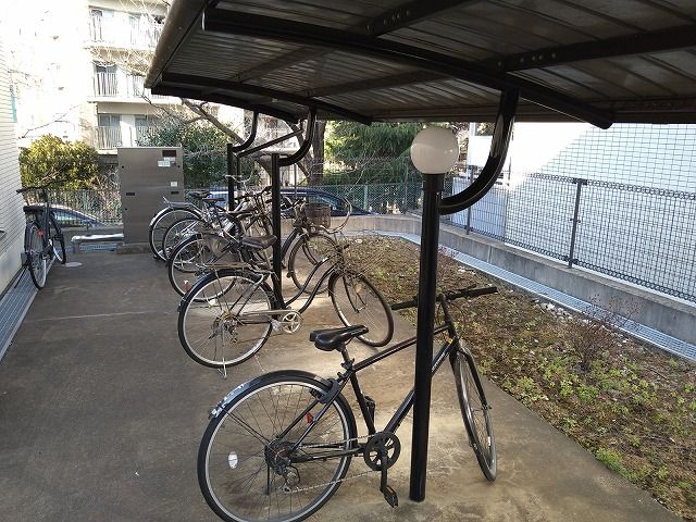 その他　駐輪場　原付＆自転車のみ駐輪可能