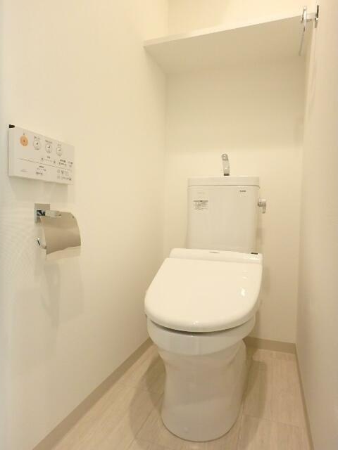 トイレ　（別タイプ参考写真）ガーラ・グランディ池袋II　豊島区東池袋２