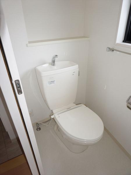 トイレ　トイレ