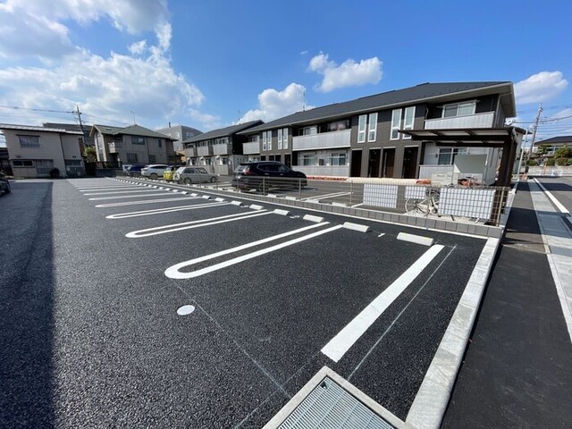 駐車場　駐車場