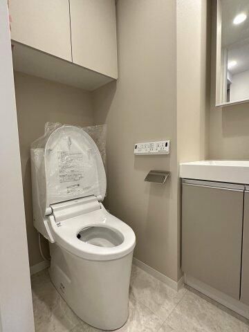 トイレ　写真は同タイプ住居です。