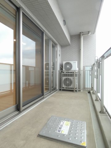 バルコニー　※別部屋の参考写真です。