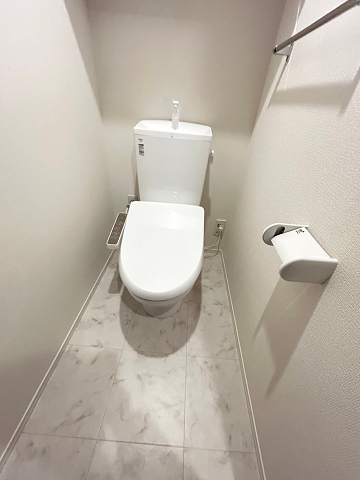 トイレ　落ち着いたトイレです