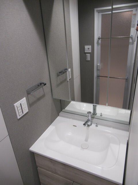 洗面設備　※参考写真