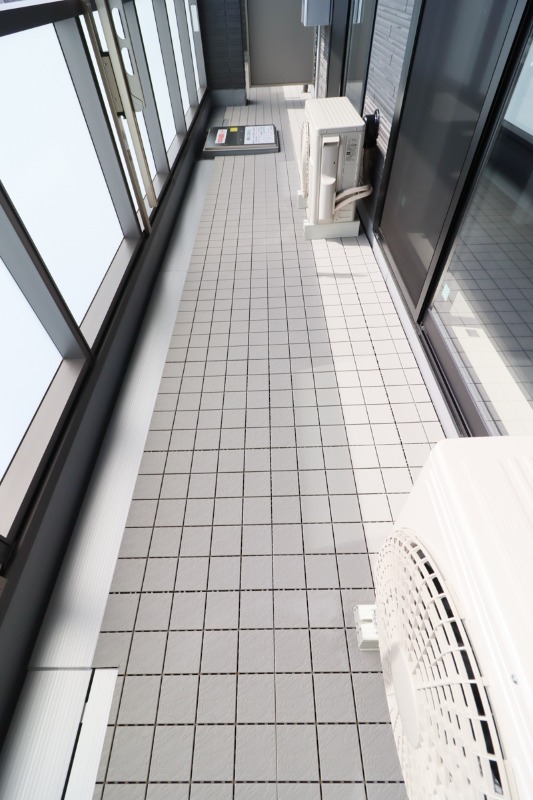 バルコニー　図面と現状に相違がある場合には現状を優先