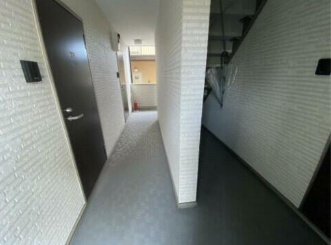 エントランス　※同施工別建物参考写真