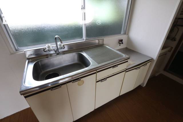 キッチン　３Ｂ号室の写真になります。