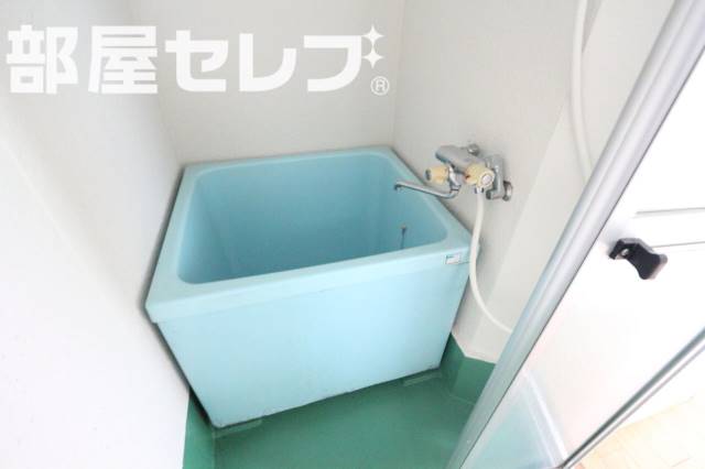 バス・シャワールーム　３Ｂ号室の写真になります。