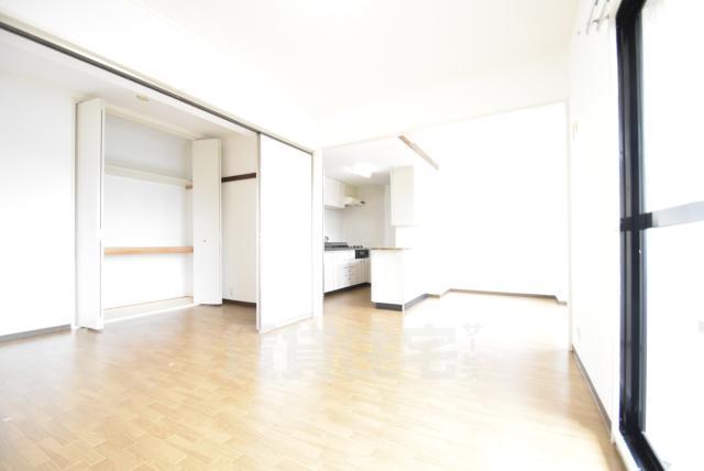 居室・リビング　2