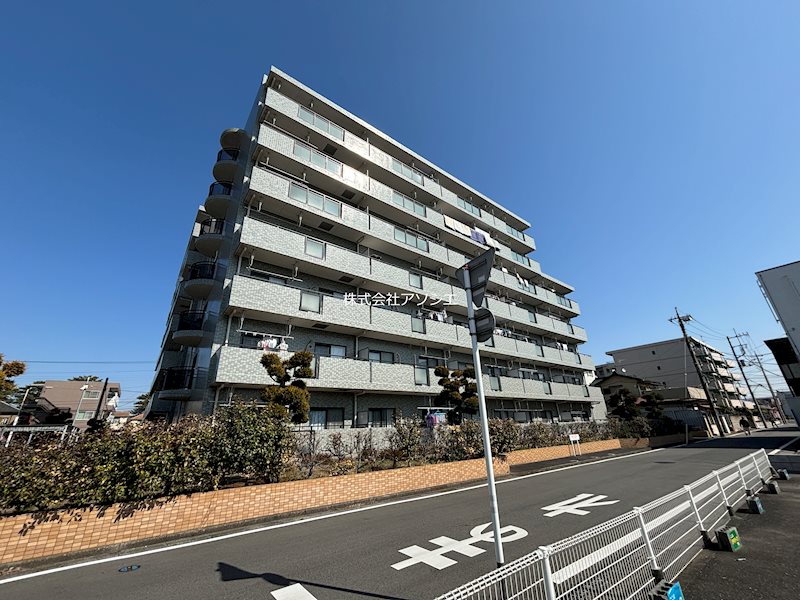 建物外観　エクセラン三郷のご紹介は住まいの窓口　アソシエへお任せくださ