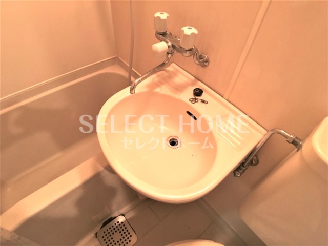 洗面設備　同型タイプ