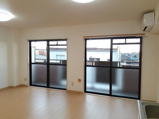 居室・リビング　おしゃれなリビングです