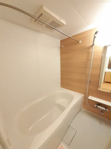 バス・シャワールーム　お風呂で日々の疲れを落としましょう