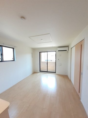 居室・リビング　ゆったりとした居間です