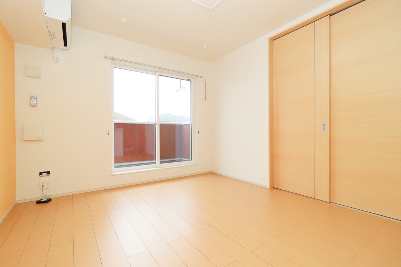 居室・リビング　図面と現状に相違がある場合には現状を優先