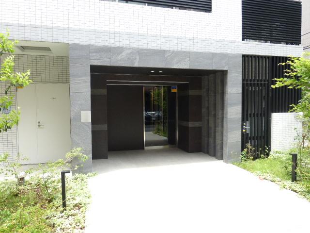 エントランス　エントランス