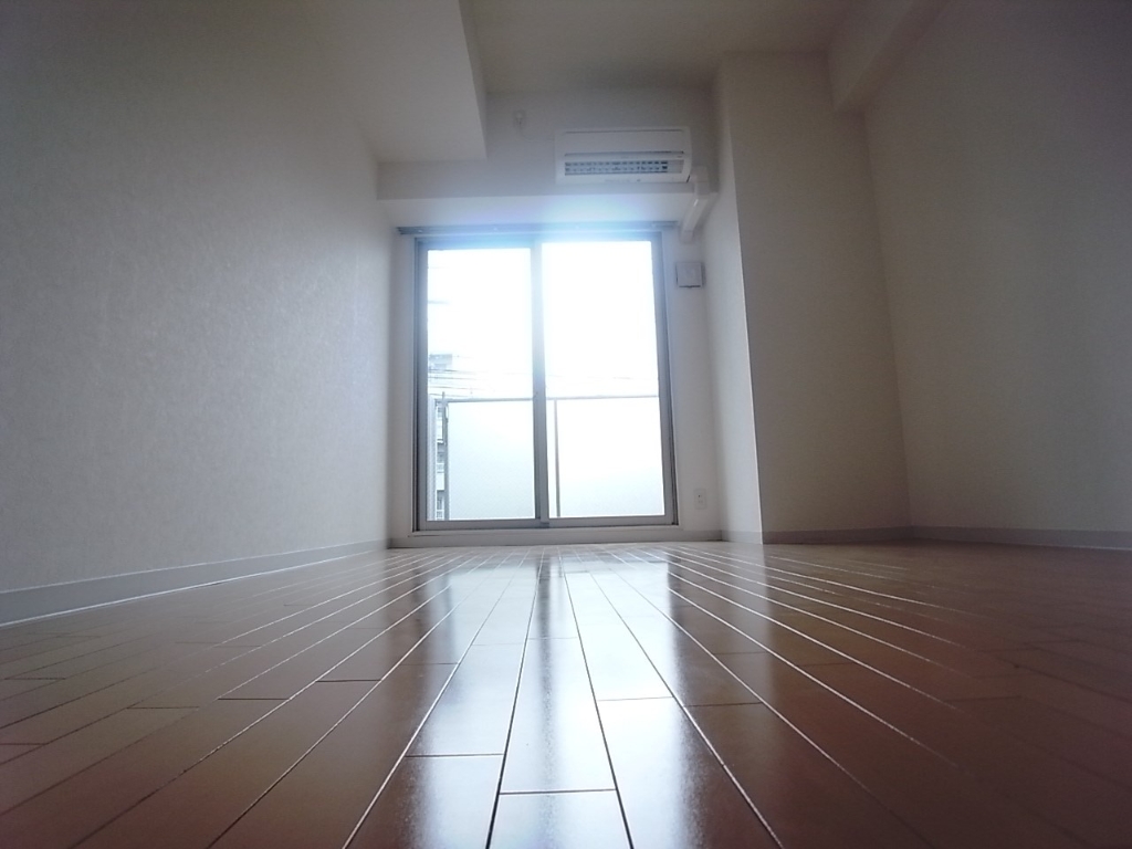 その他部屋・スペース　洋室7.0帖　クローゼット　収納充実してます