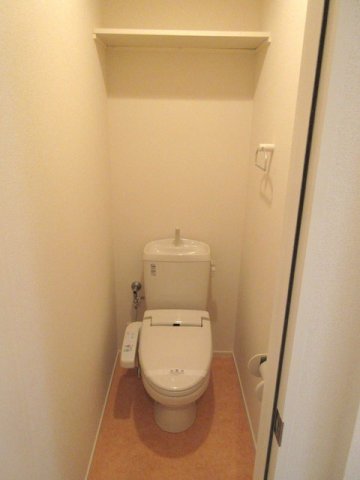 トイレ　★温水洗浄便座★