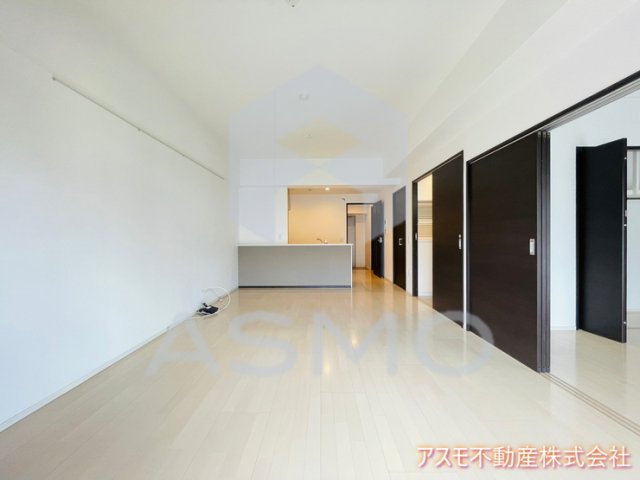 居室・リビング　同マンション別部屋　参考写真