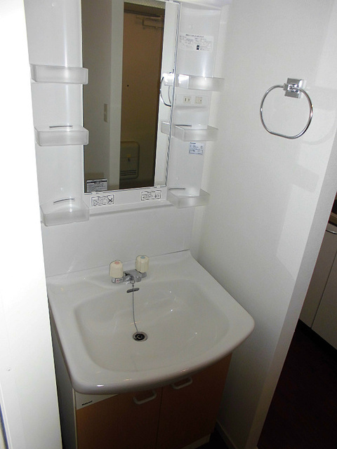 洗面設備　前回募集時の写真です。現況優先