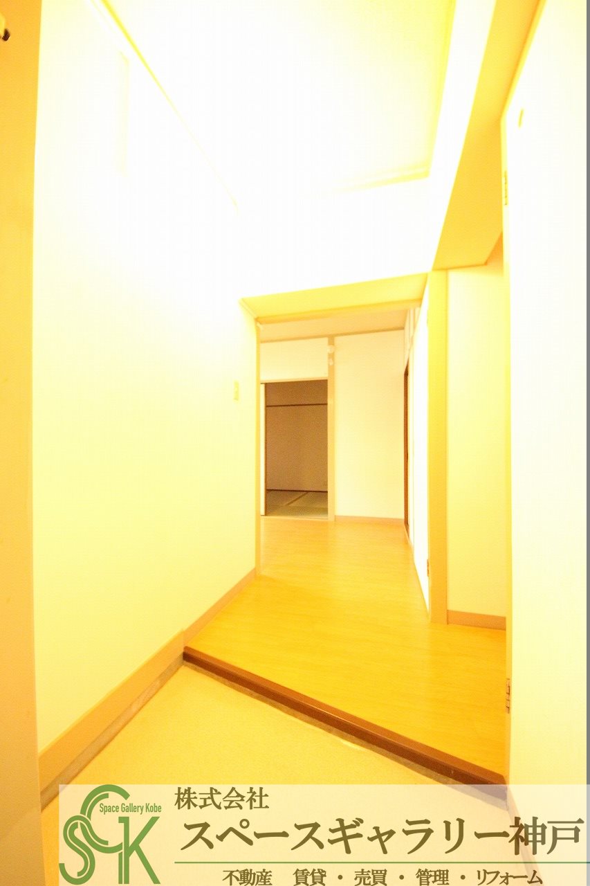 玄関　※お部屋により仕様が異なる場合があります。