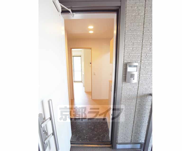 玄関　玄関も広いですね。