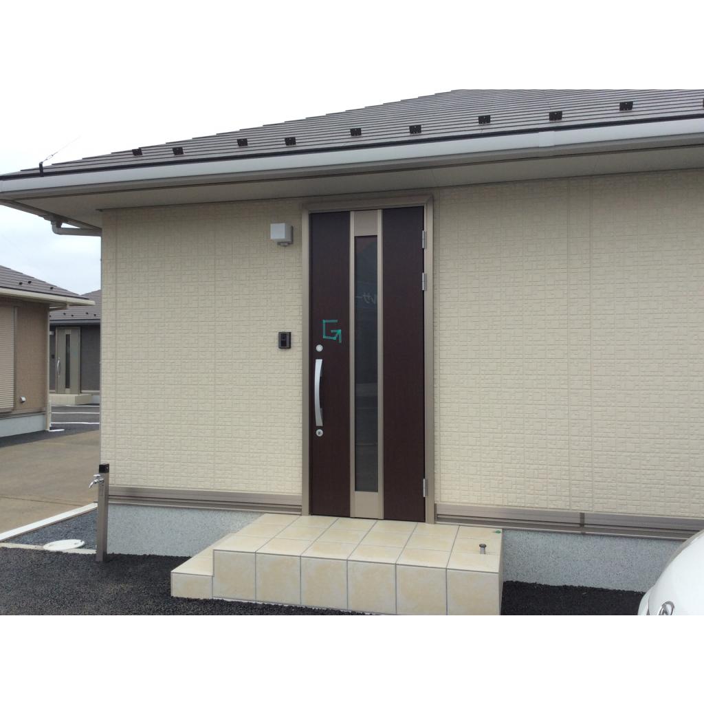 玄関　明るい玄関です