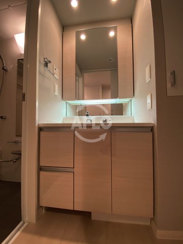 洗面設備　パークアクシスうつぼ公園　洗面脱衣所