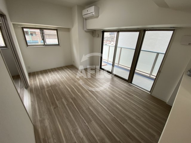 居室・リビング　MBC RESIDENCE　リビング・ダイニングスペース